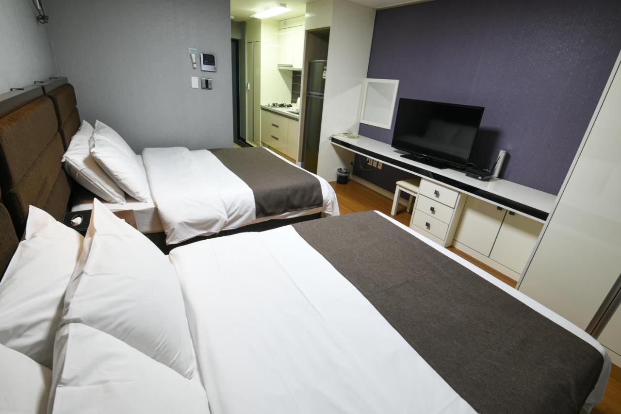 Jeju Airport Hotel Экстерьер фото