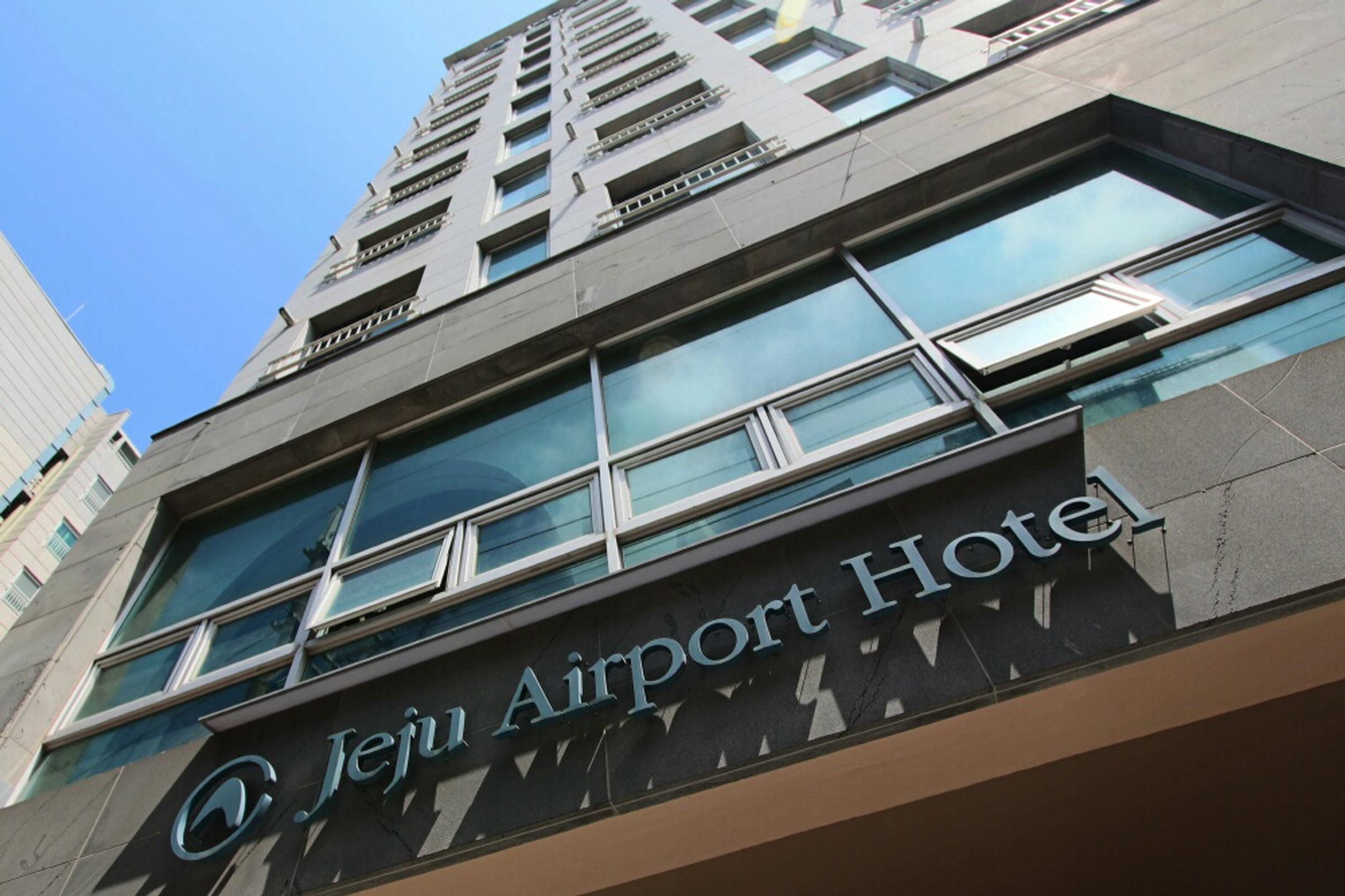 Jeju Airport Hotel Экстерьер фото
