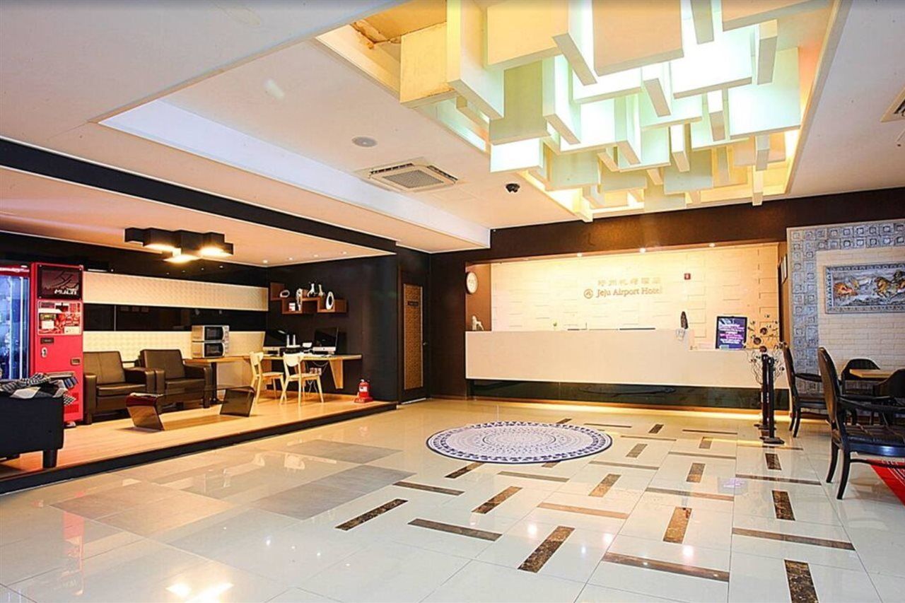 Jeju Airport Hotel Экстерьер фото